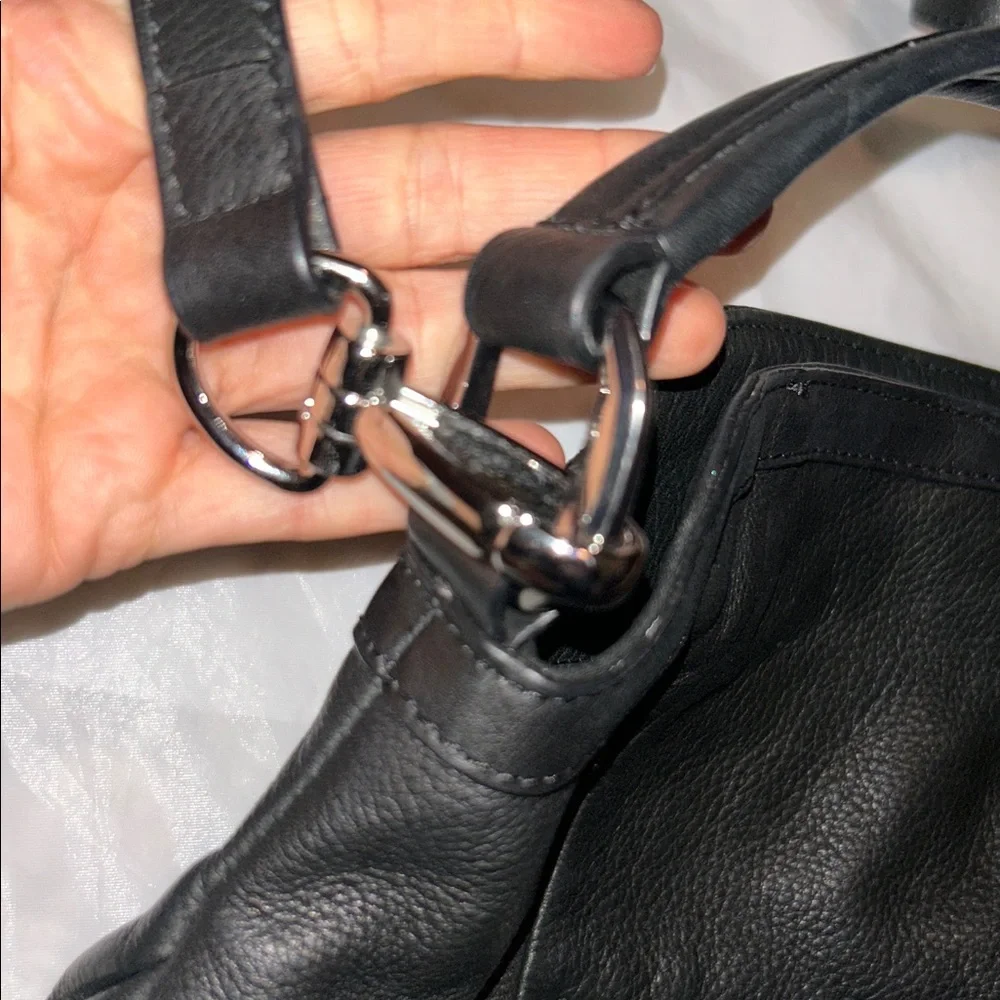 LIKE NEW B. Makowsky Soft Pebbled Leather Convertible Slouch Hobo